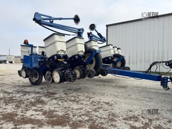 Main image Kinze 3200